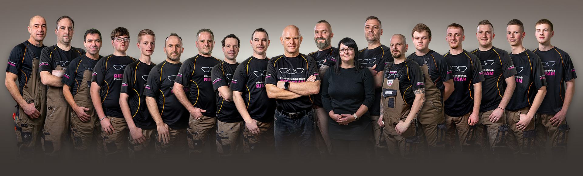 Fliesenfachbetrieb Guido Riebesam - Gruppenfoto 2026